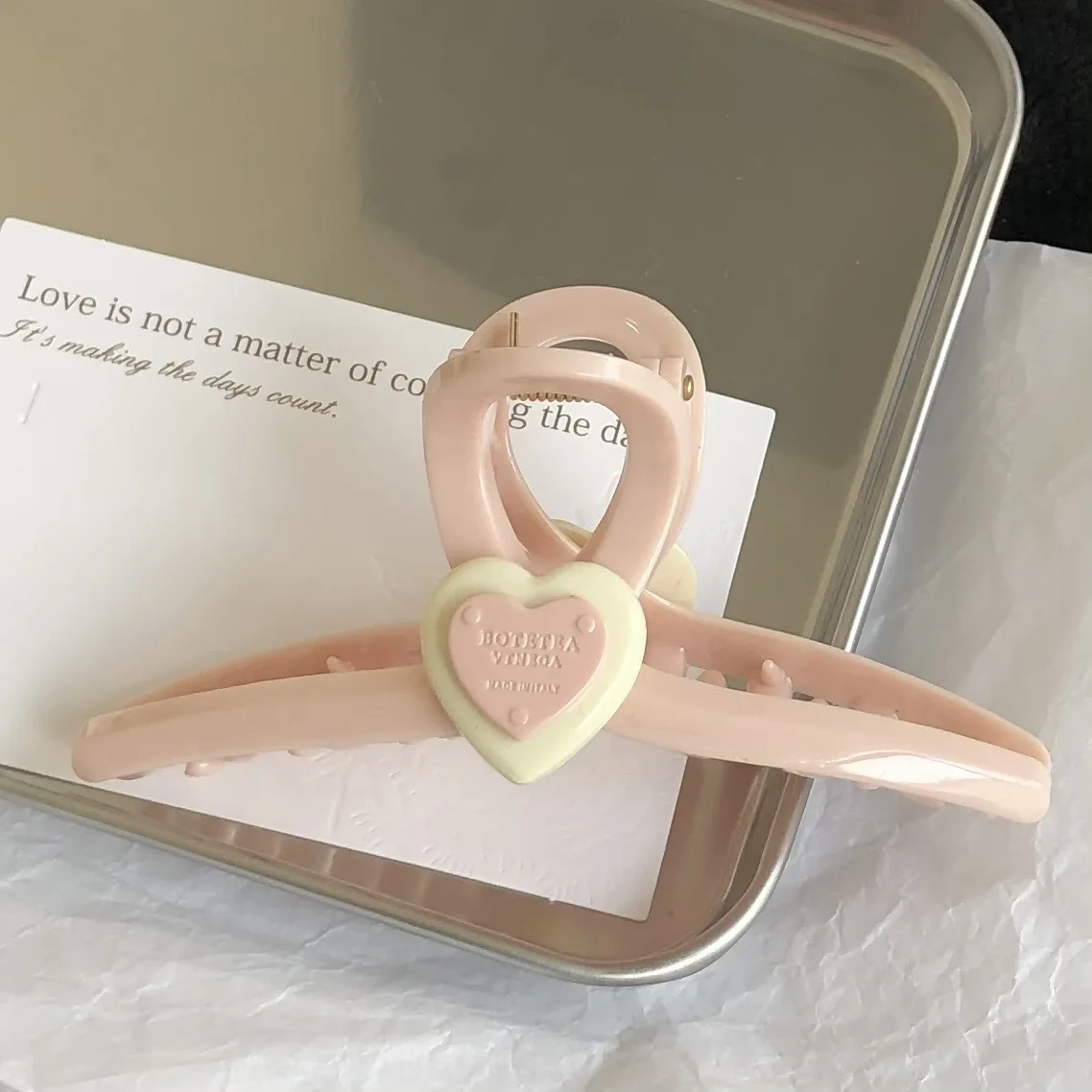 مشبك حب القرش للنساء ، مخالب شعر هندسية ، لا تنزلق ، مشبك رأس أكريليك ، مشبك كوري ، إكسسوارات شعر للبنات