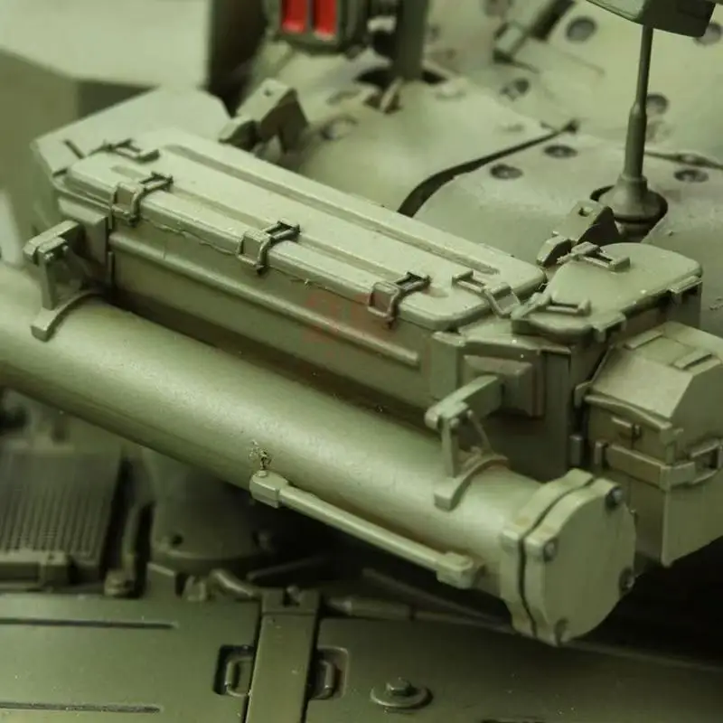 Cold War Soviet Russian T-72B1 Main Battle Tank 1/35 Meng TS-033 Precision Detailed Plastic Craft Kit