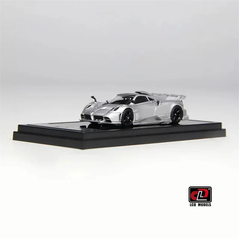 

Коллекционная модель автомобиля из сплава LCD 1/64 Pagani Imola / Supra Mk4 A80