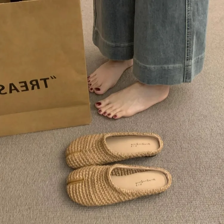 

Новые летние туфли 2025 года для женской верхней одежды, One Step, Baotou, полузатянутые одинарные туфли