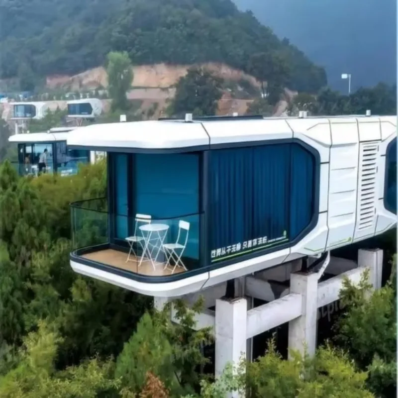 2025 Modern Eco-friendly Container Homes Mini Mobile Family Cabins, Trends of Mini Airship Pods, Hotel Space Capsules