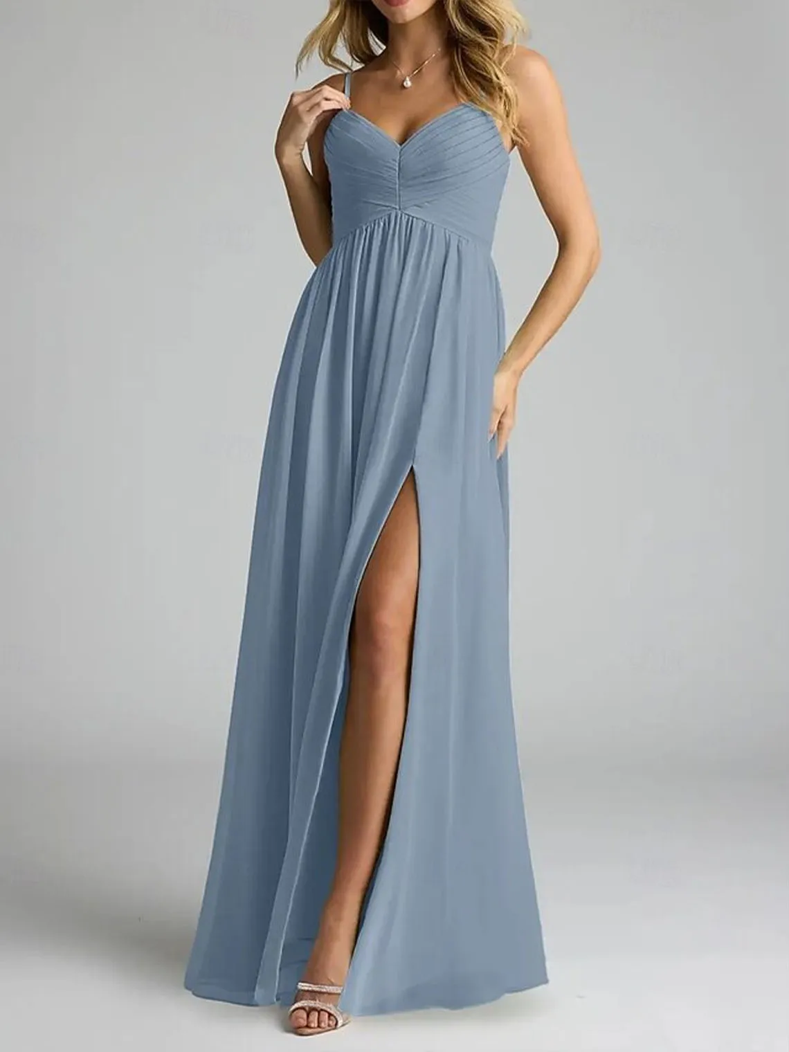 A-lijn chiffon bruidsmeisjesjurk met V-hals tot de grond Elegant Ruches Feest Bruiloft Formele avondjurk 2025, gratis op maat