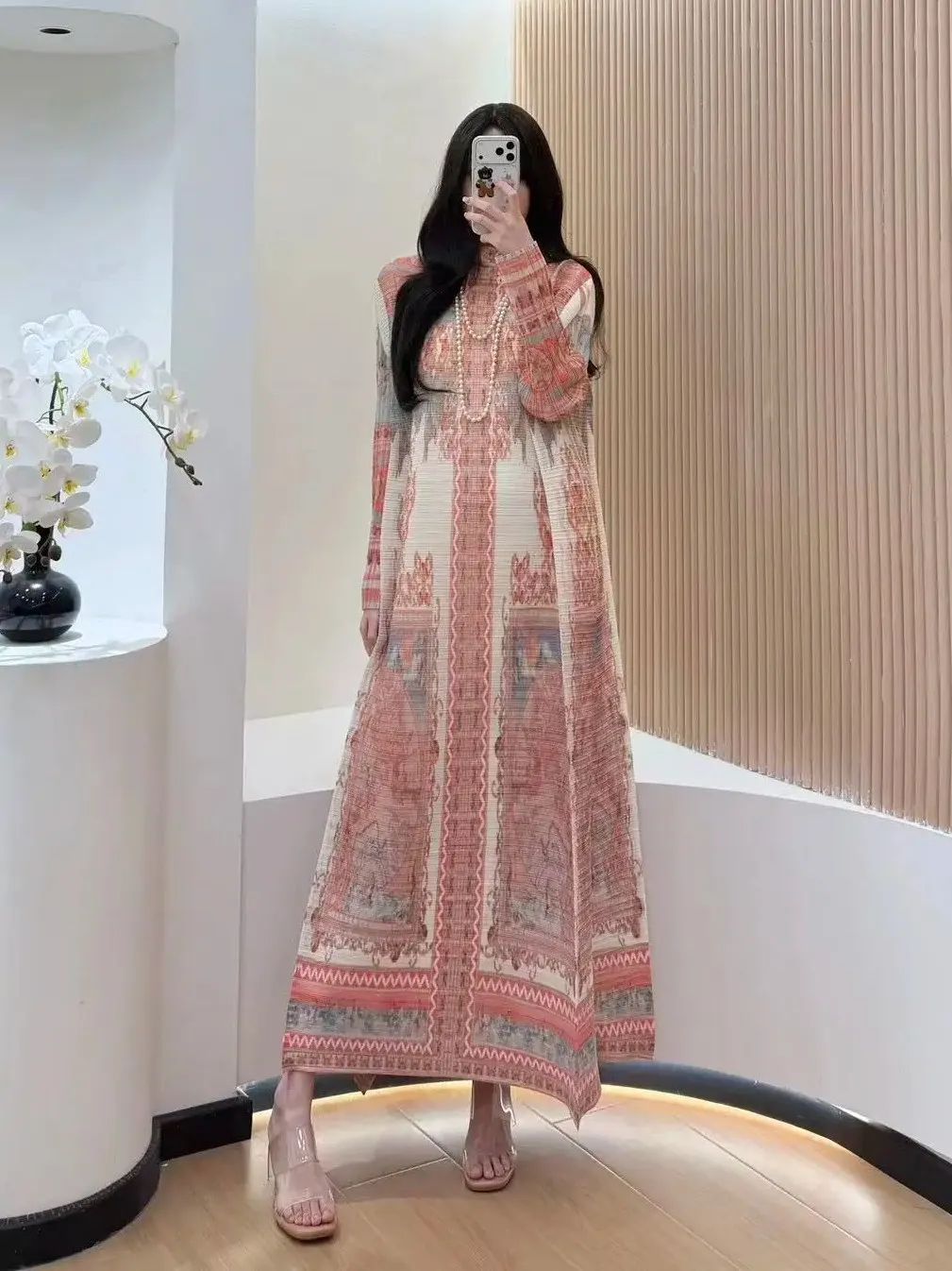 

Abaya Blush Beige Retro Print Vertical Pleated Long Sleeve Loose Dress Middle Eastern Retro Chic Modest Daily Must-Have Wear