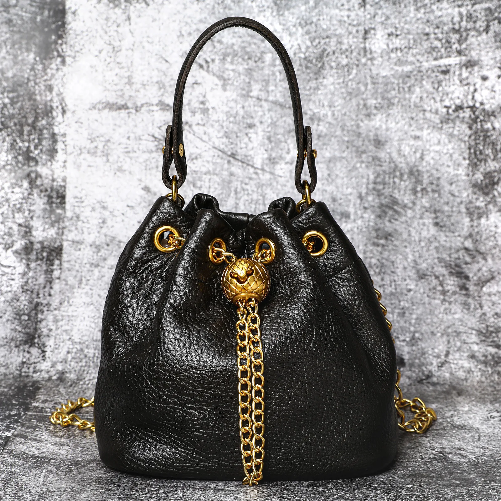 

Women Shoulder Bag Leisure Bucket Bags Soft Bag Metal Chains Satchel Multi-Pockets Crossbody Shoulder Bag Phone Pack Purse