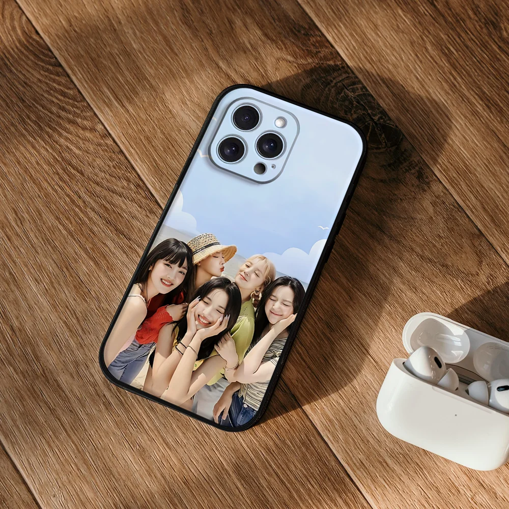 الكورية فتاة مجموعة G-idle جراب هاتف آيفون 16 15 11 13 14 برو ماكس 7 8 زائد X Xr Xs ماكس 12 البسيطة غطاء قذيفة سوداء #3