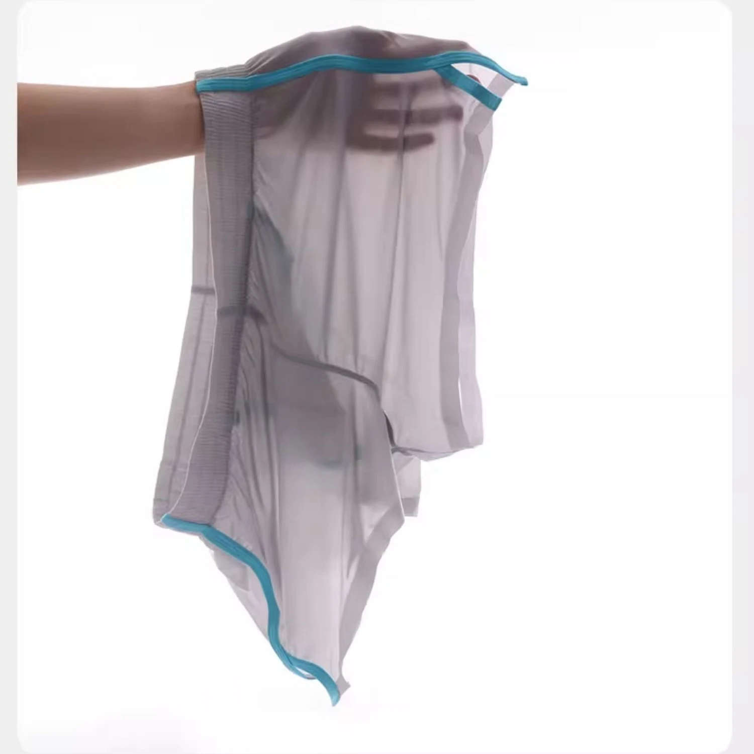 

Men's Fitness Ultra-thin Ice Silk Sexy Slightly Transparent Aloe Pants Running Summer Quick Dry Sports Shorts