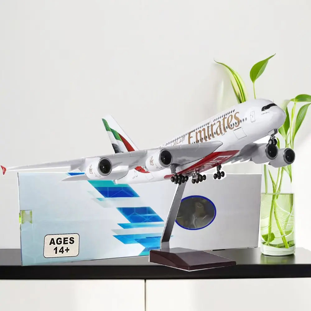 

New scale 1:160 A380 Emirates Airlines Model aircraft Resin Collection Aircraft Airbus A380 Model aircraft W Lightweight and on