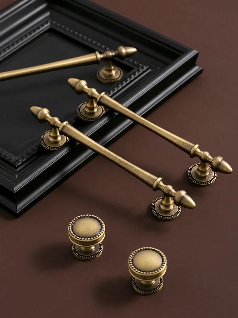

Antique Solid Brass Drawer Pulls and Knobs Set Elegant Tapered Bar Handles Minimalist Luxury Bedside Table Handles