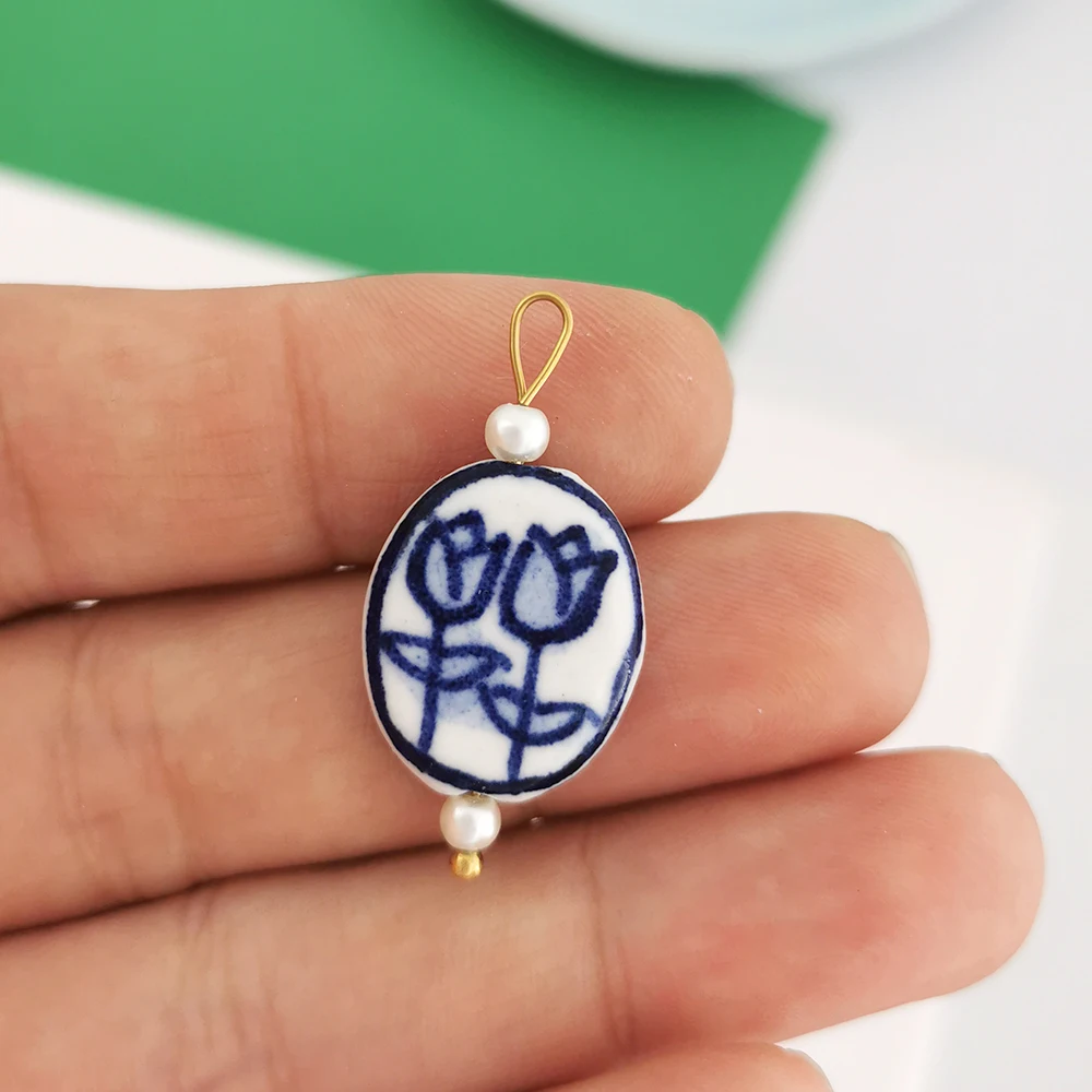 2pcs/lot Flower Ceramics Clay Tulip Pendant Charm Handmade DIY Necklace Stainless Steel Blue Painting Imitation Pearl Wholesale