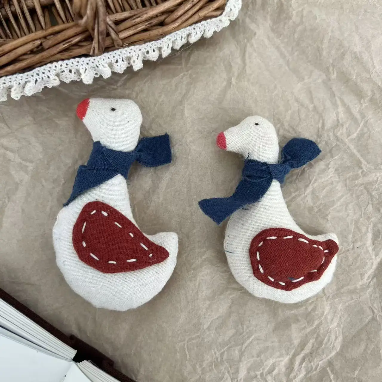 Winter Goose Brooch 1PCS New for Kids Cartoon Handmade Cotton Filled Half Finished Keychain Material Decor Durable Kit