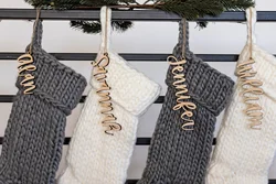Gepersonaliseerde Kous Naam Tag, Kerst Houten Aangepaste Naam Kous Tag, Opknoping Naam Tag, Kerst Decoratie Tag