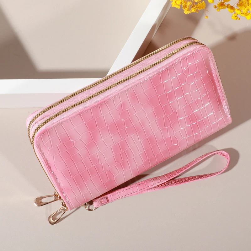 Chic Vintage Double Layer Clutch Wallet - Retro Zipper Coin Purse & Wristlet - Fashionable Womens Accessory with Secure Storage