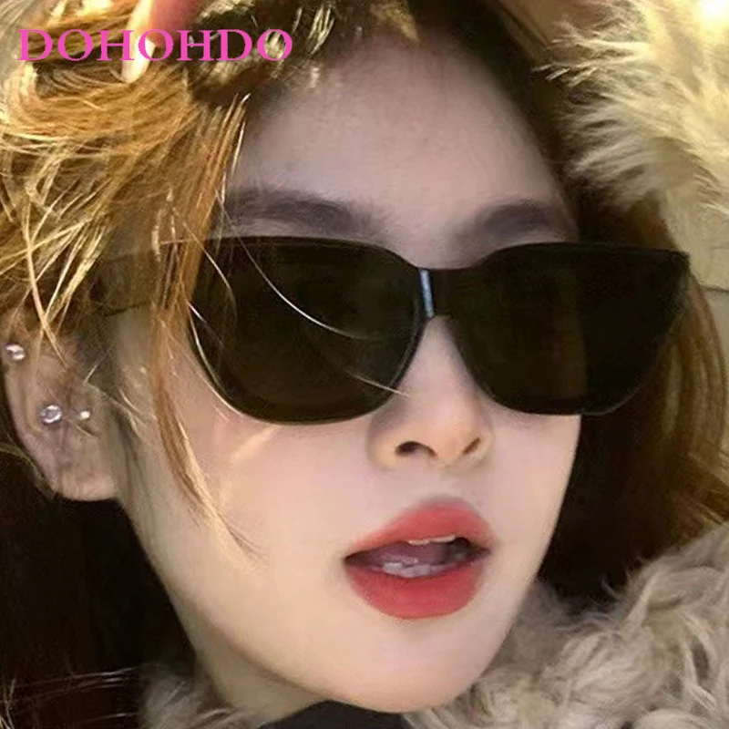 

2025 Fashion Square Sunglasses Woman Men Luxury Brand Vintage Punk Sun Glasses Outdoors Driving Eyewear UV400 Gafas De Sol Mujer