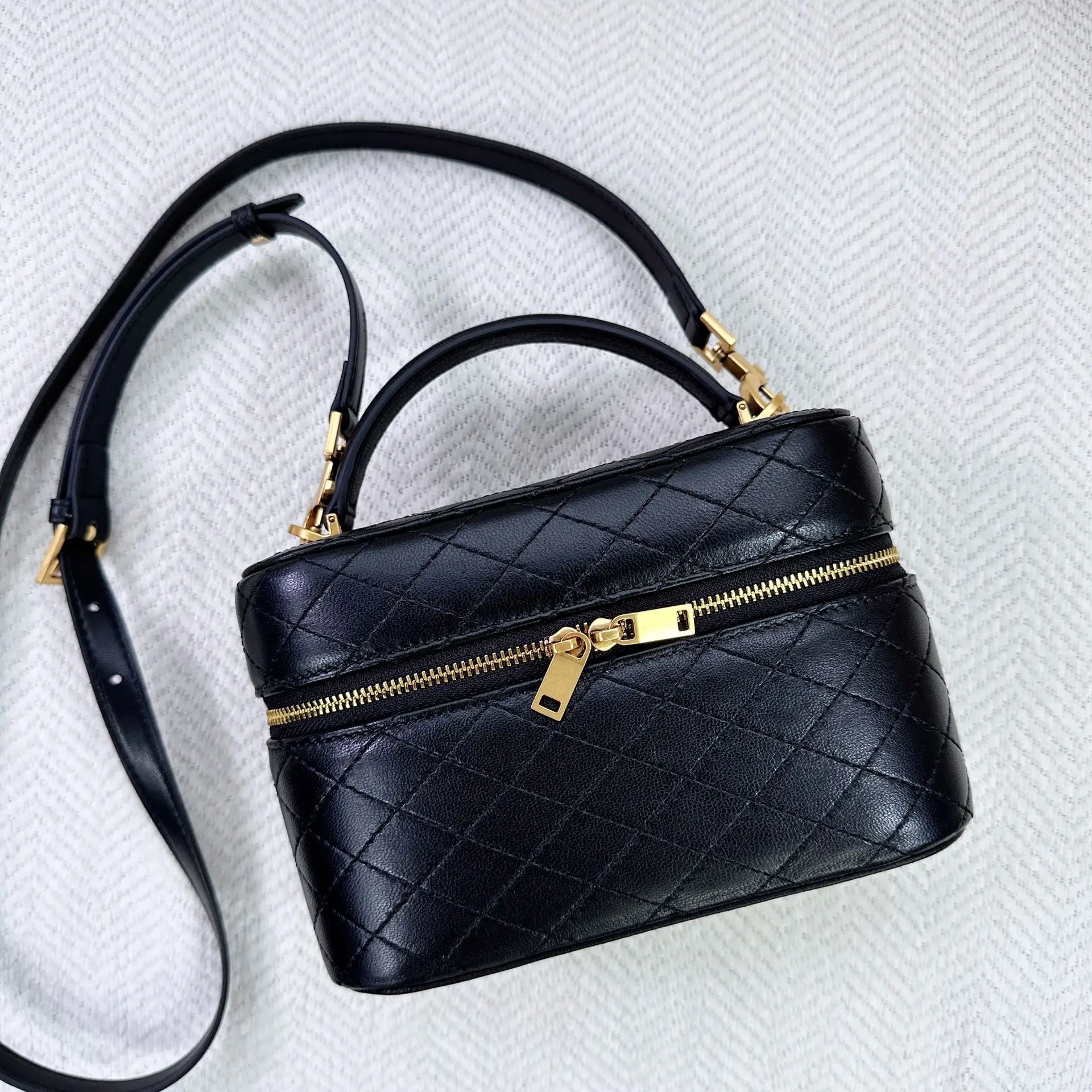 Genuine Leather Women Shoulder Bag Small Box Crossbody Bag \\ Purses And Handbags Real Leather Lady Plaid Messenger Bag  New 2024