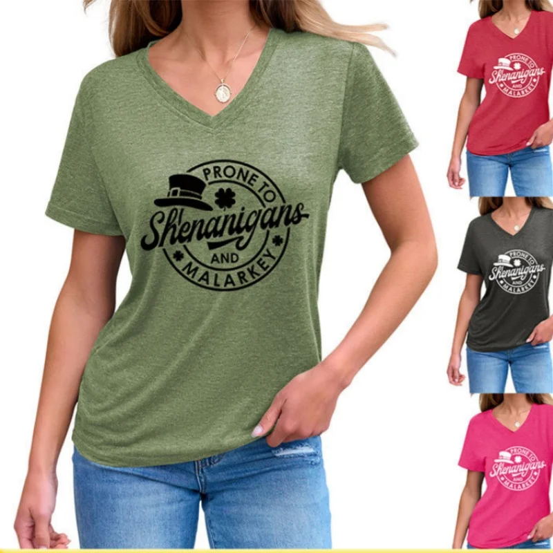 

Женская футболка с V-образным вырезом и принтом в дизайнерском стиле, стильный и свободный крой.