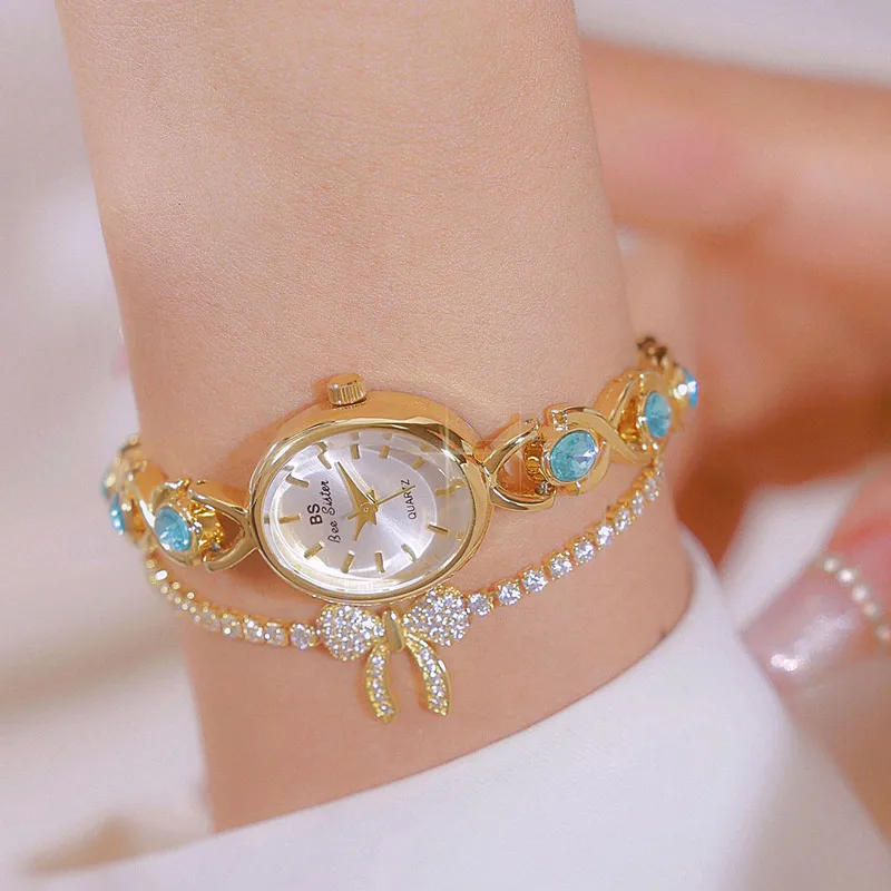 

Retro Oval Crushed Ice Glacier Sapphire Exquisite Gold Bracelet Women's Watch Elegant Quartz Waterproof Watch for Wife Gift