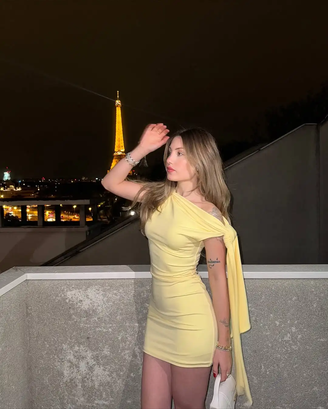 Women Solid Milk Silk One-shoulder Mini Dress Sexy Sleeveless High Waist Pleated Slim Short Dresses Lady Vacation Street Gowns