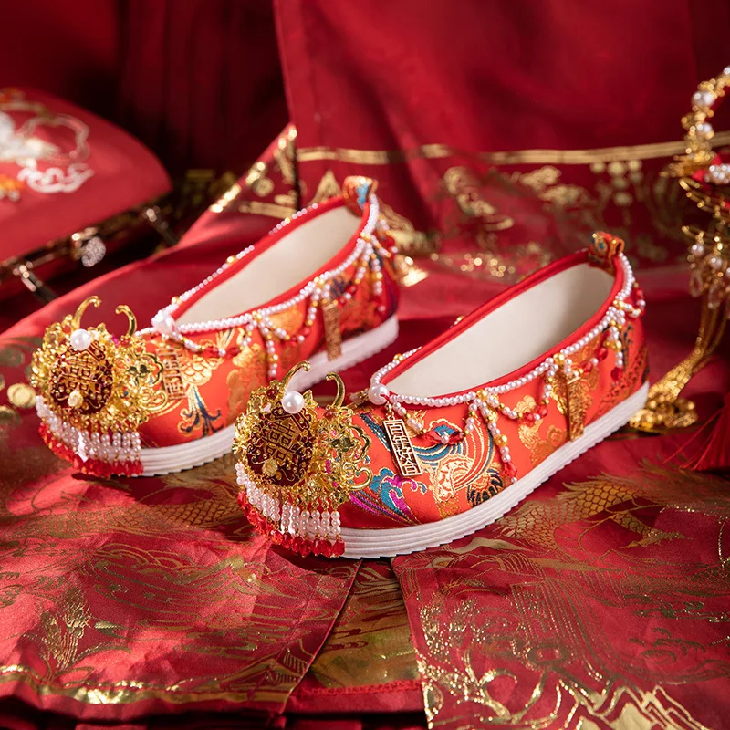 

CY376 2024 Autumn and Winter New Style of Ancient Chinese with Xiuhe Wedding Shoes Hanfu Ethnic Style Embroidered Shoe