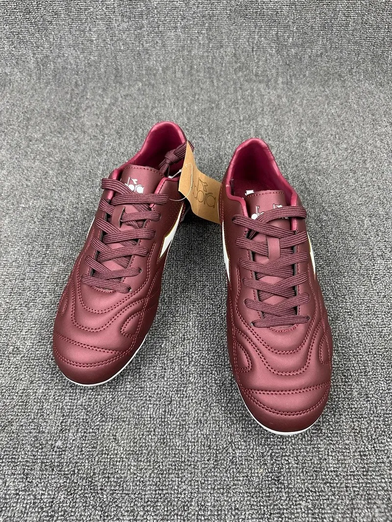 

Самые продаваемые высококачественные мужские футбольные тренировочные кроссовки на открытом воздухе 2025 года — удобная и прочная спортивная обувь.