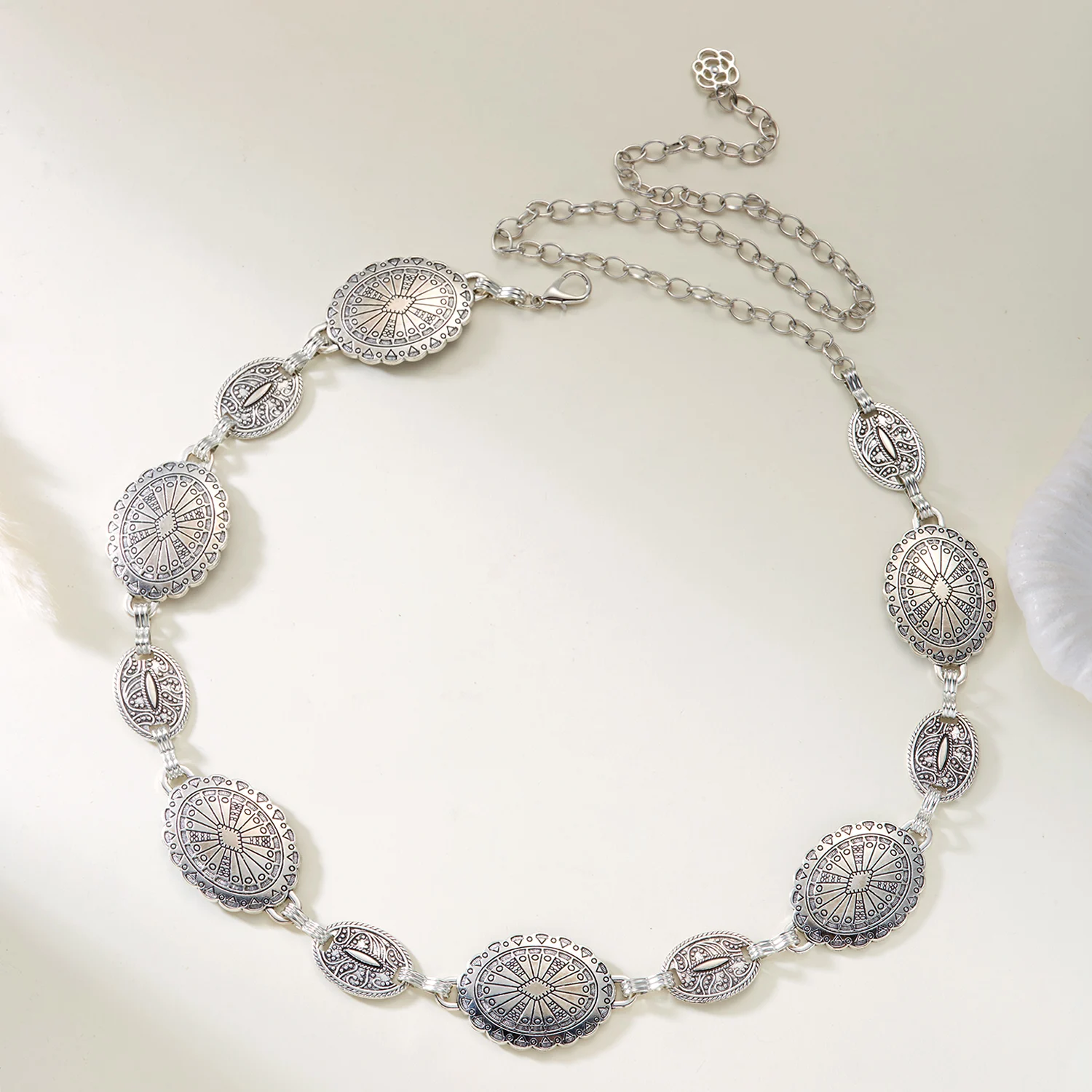 European and American Vintage Oval Craved Waist Chain for Women Metal Gold Color Belly Chain Body Jewelry Dress Coat Accessories