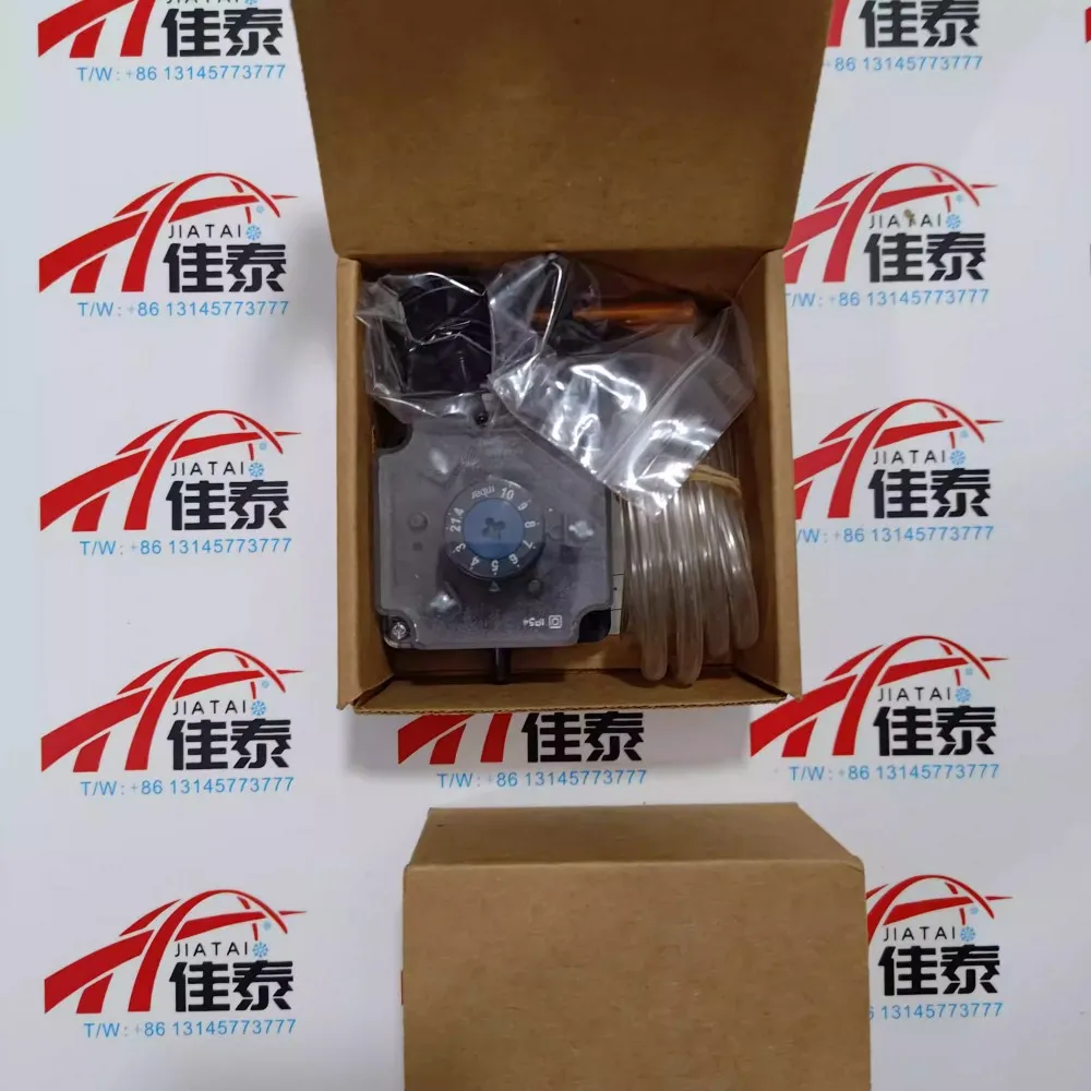New for P233A-10-AKC Johnson differential pressure switch P233A-10-AKC air pressure controller