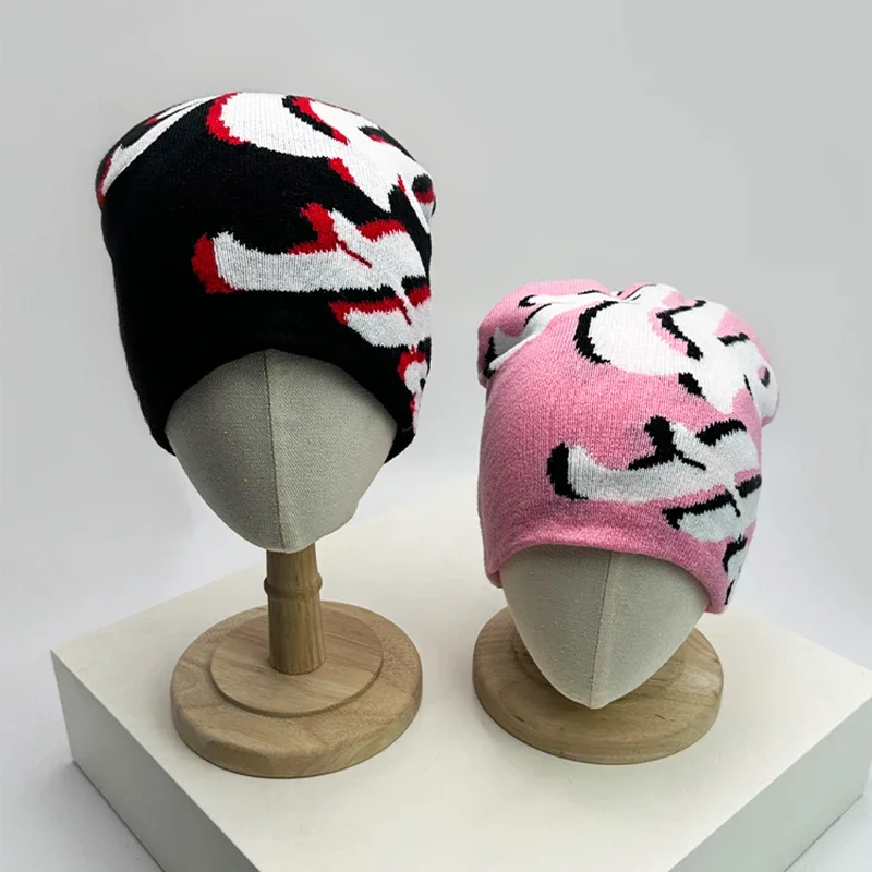 Autumn and Winter Niche Letter Wool Knitted Hats Warm Jacquard Weave ins Hip Hop Skullies Versatile Color Block Fashion Personal