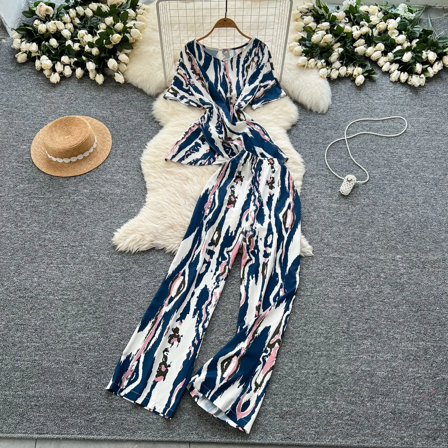 

Women Two Piece Sets Pant Set Round Neck Short Sleeve Tops Wide Leg Long Pants Print High Waist Y2k Streetwear Elegant Splice