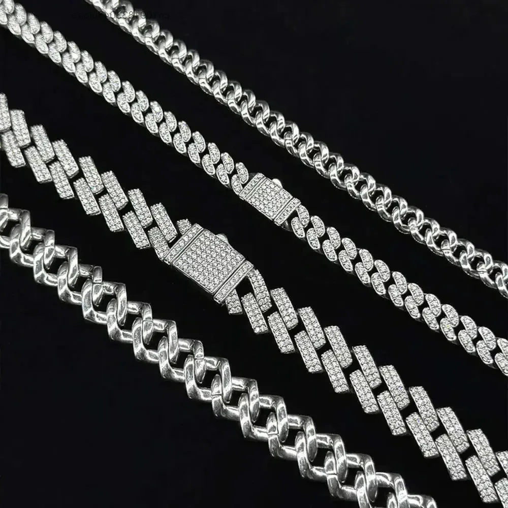 

Hip-hop Style S925 Sterling Silver Vvs Real Moissanite Diamond Miami Cuban Link Chain 19mm Iced Out Necklace