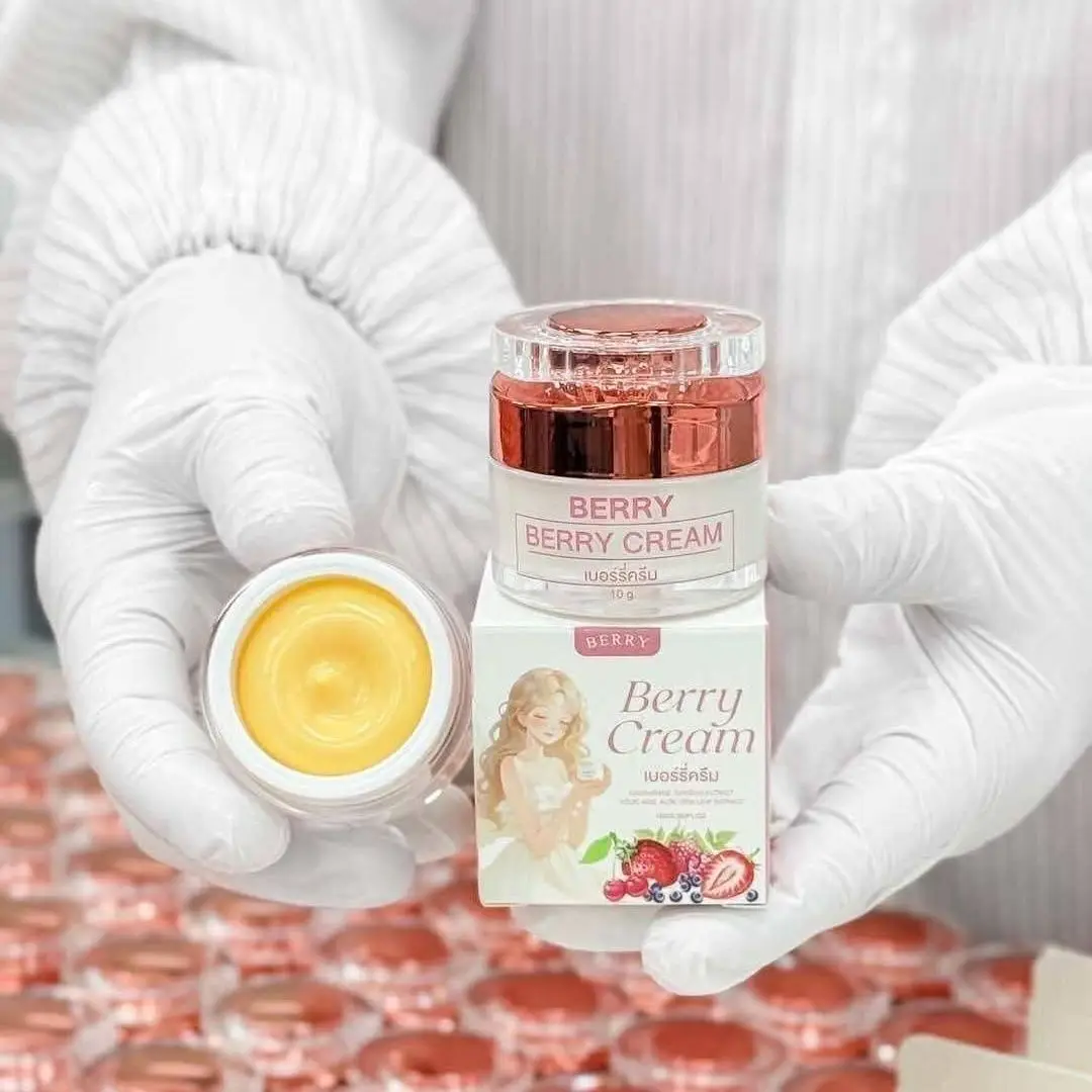 

Thai Berry Cream Anti-Acne Night Cream 10g, Brightening & Spot-Correcting Repair Treatment