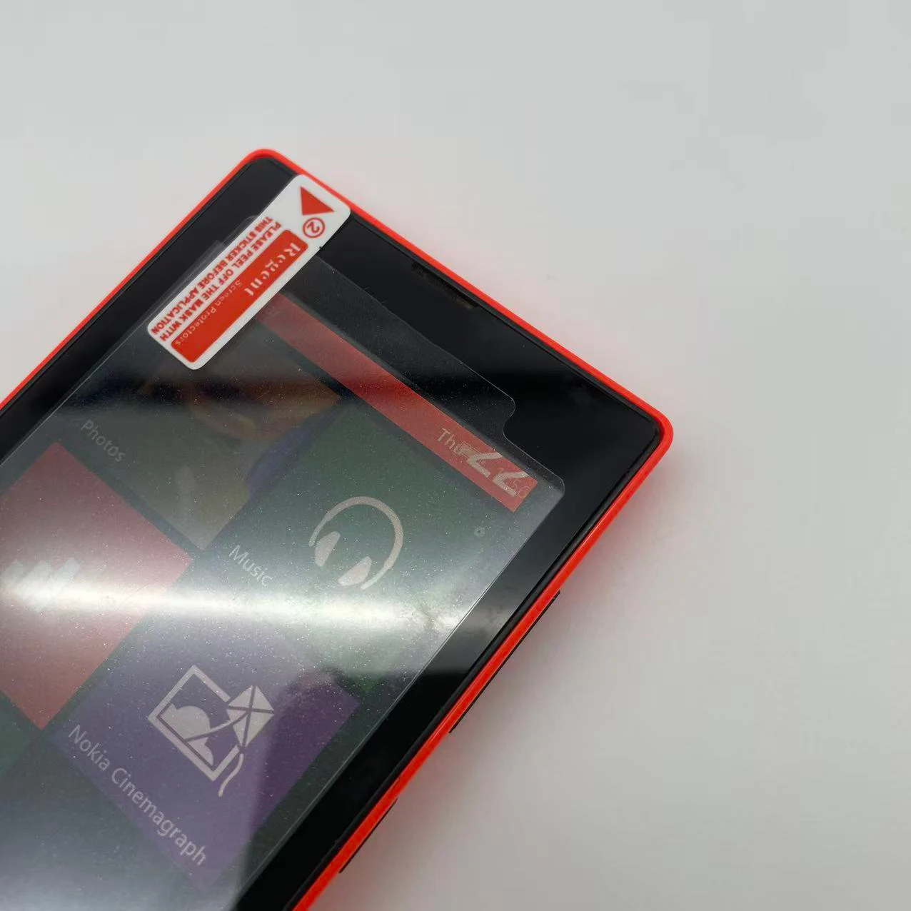 الأصلي مقفلة Lumia 525 شريحة واحدة 8GB ROM 1GB RAM 4.0 "بلوتوث شحن سريع 3G LCD الهاتف المحمول في حالة جيدة