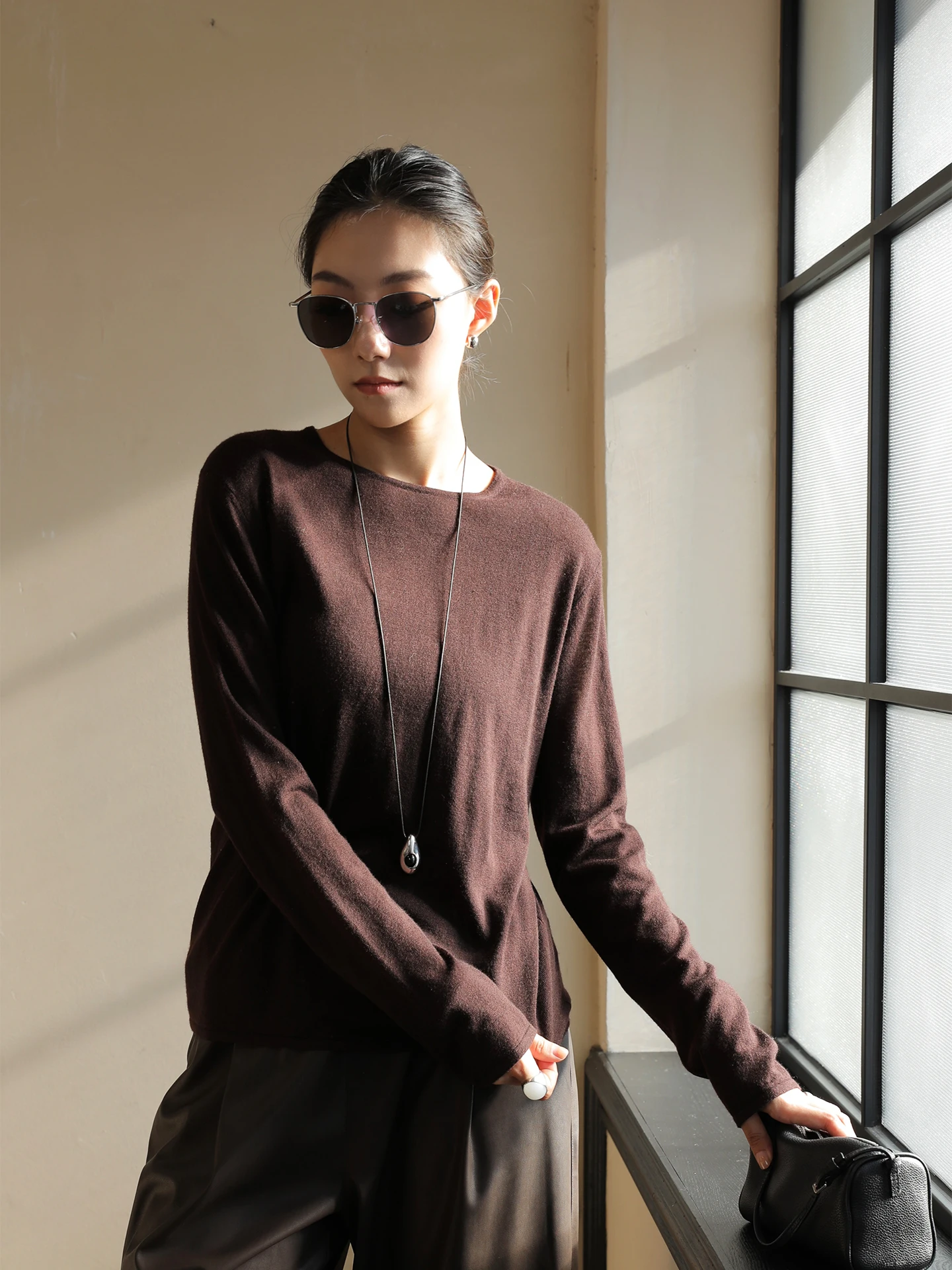 

Classic Pure Color Soft Wool Long Sve T-irt Loose Slimming Base Layer Casual Sle Polyester Blend Knitted Top for Women