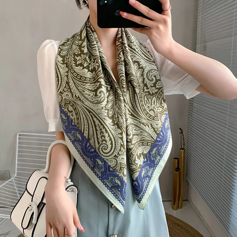 90Cm Silk Scarf Femininity Retro Jungle Print Large Square Scarf with Suit Shirt and French Sunscreen Shawl