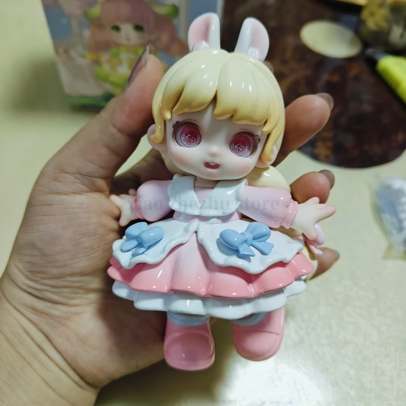 Oryginalna edycja pudełka z niespodzianką Tea Party In The Forest Seria 13cm Śliczna figurka akcji Zabawki Kawaii Anime Figurki Lalki Zabawka Prezent