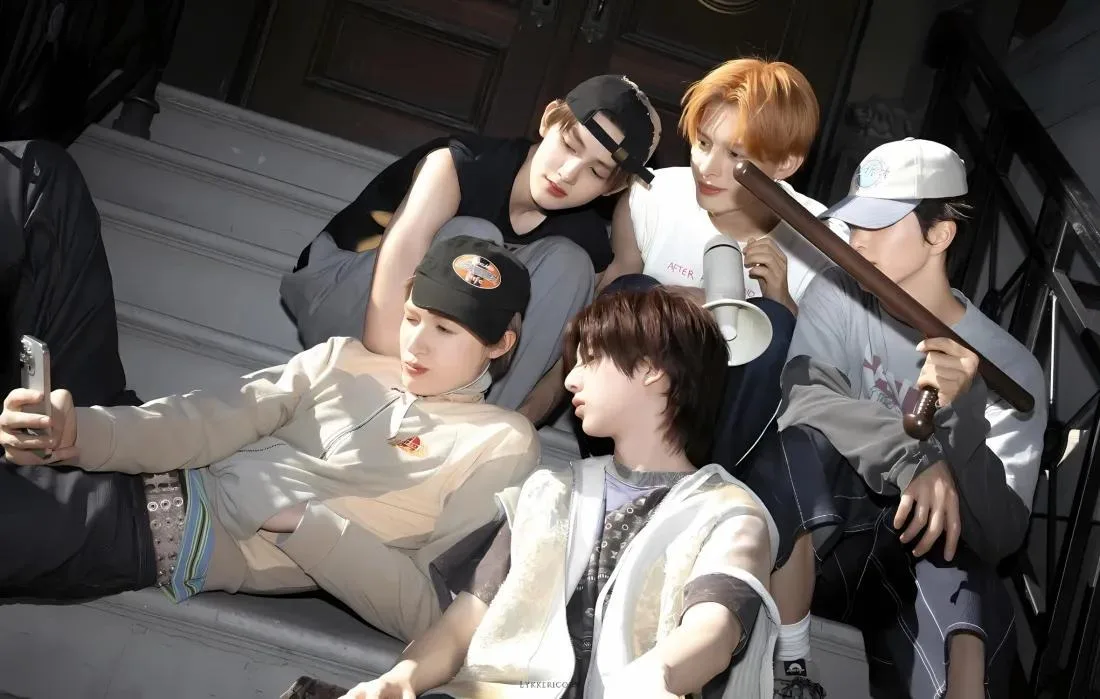 

CORTIS Plush Doll Keychain Cortisball Card Holder Bag Pendant Keyring SEONGHYEON KEONHO JAMES JUHOON MARTIN Fans Collection