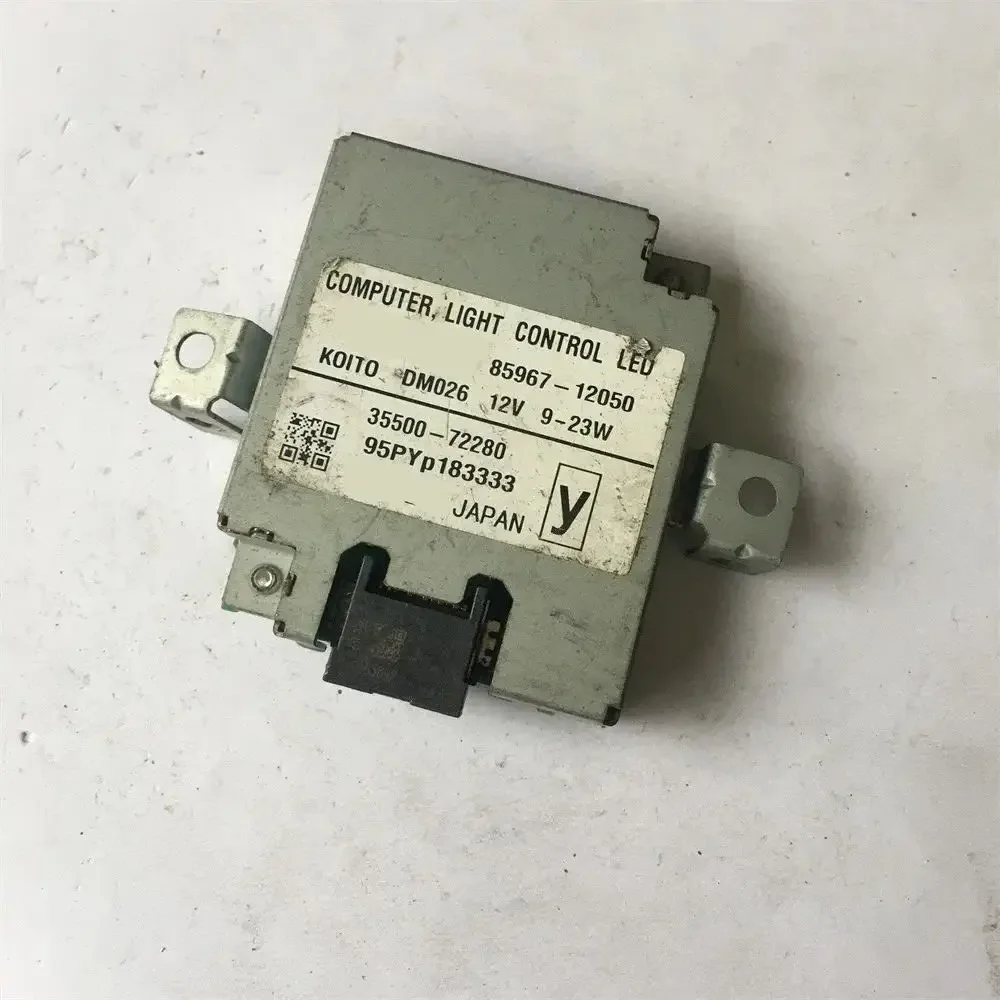 85967-12050 35500-72280 Used for Toyota Ralink high-end headlights daytime running lights turn light source drive ballast