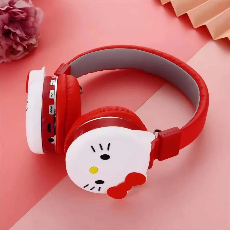 سانريو هالو كيتي سماعة بلوتوث 5.0 HiFi سماعة ستيريو قابلة للطي مع ميكروفون الكرتون سماعات لاسلكية فوق الأذن