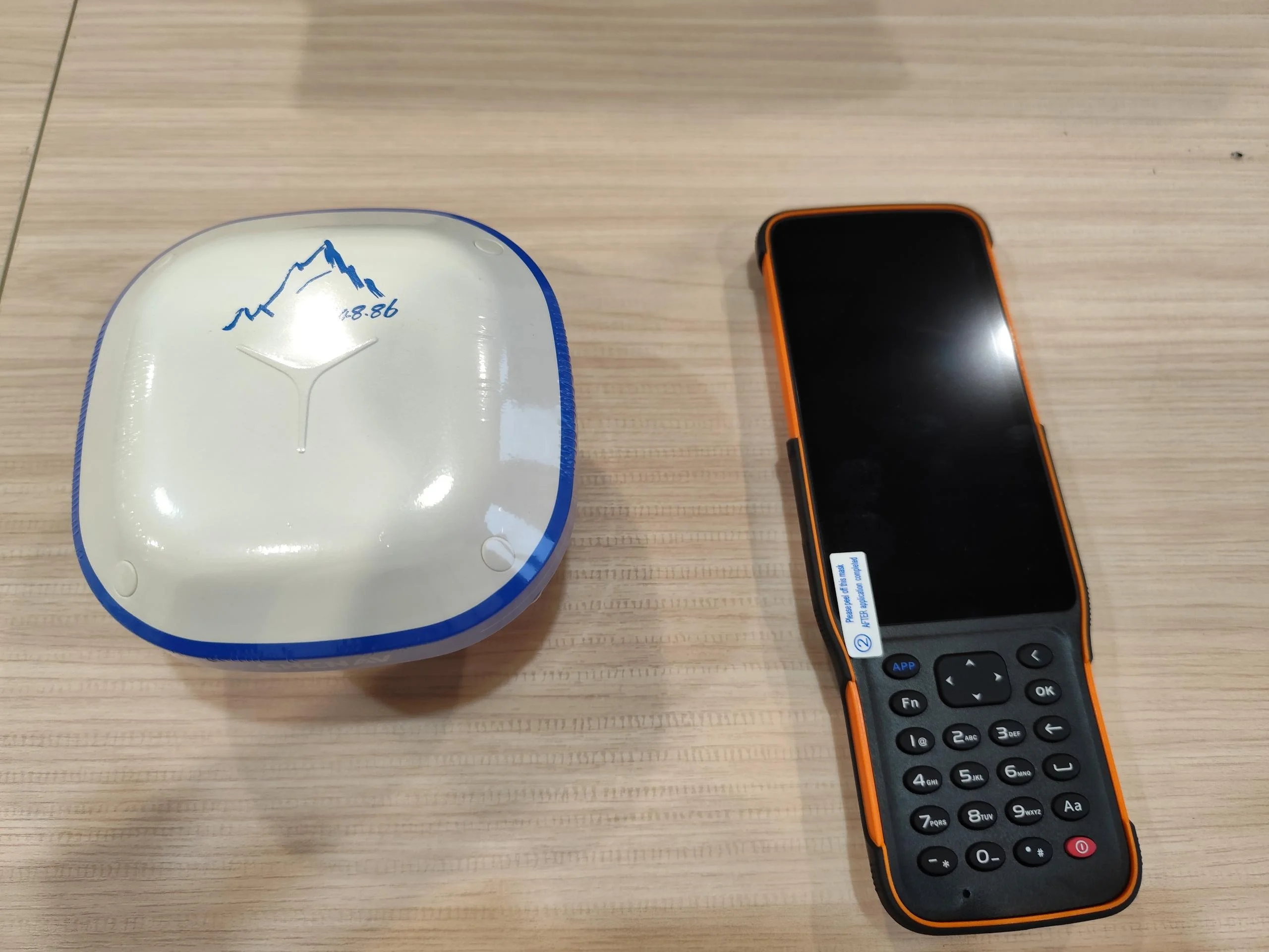 

Новый 2025 CHC X6/I73 GNSS Rtk Gps, двухчастотная производительность и высокоточное оборудование для обследования, мужской приемник Rtk