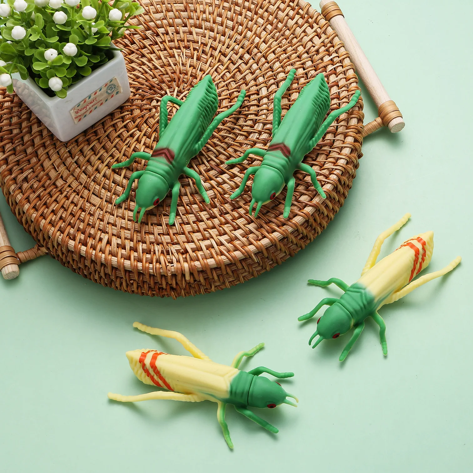 

12 Pcs New Creative Simulation Locust Ballpoint Pen Student Children's Ball Pen Silicone Shell Writing Signature