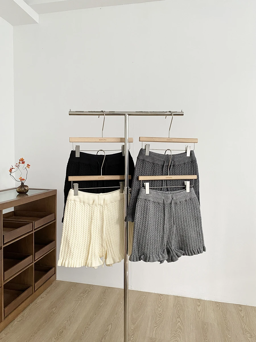 

Женские осенне-зимние однотонные широкие трикотажные шорты с оборками, женские свободные вязаные короткие брюки с завязками на талии