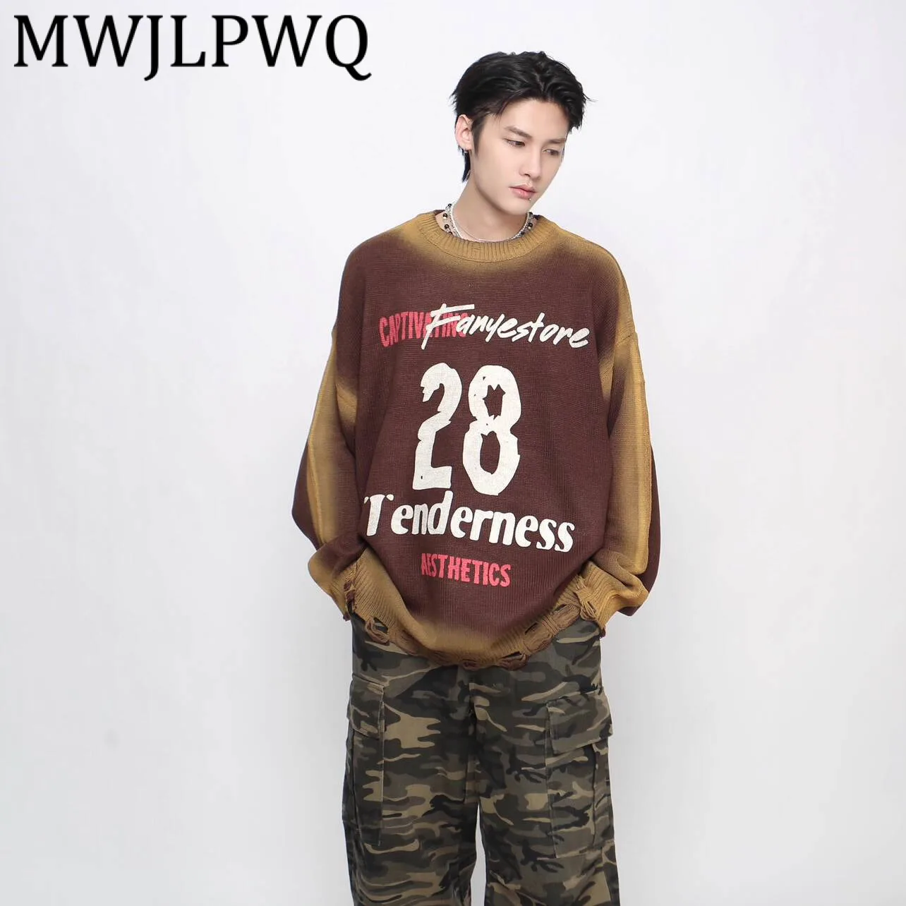 

MWJLPWQ High Vintage Spray Paint Letter Print Distressed Sweater Unisex Lazy Style American Street Niche Men's Knitwear 21173