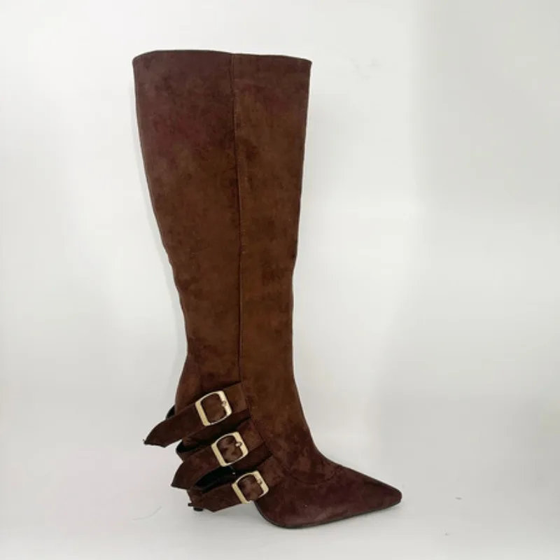 

Весенние женские сапоги до колена с острым носком и пряжкой на ремне, дизайн без шнуровки на высоком каблуке-шпильке, обувь большого размера по индивидуальному заказу