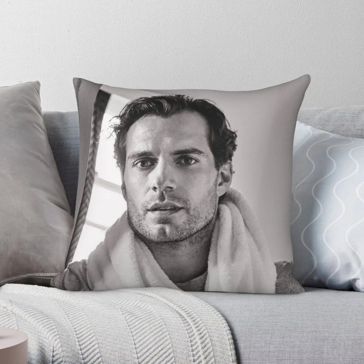 Henry Cavill Towel Square Pillowcase Polyester Linen Velvet Creative Zip Decor Pillow Case Sofa Cushion Cover