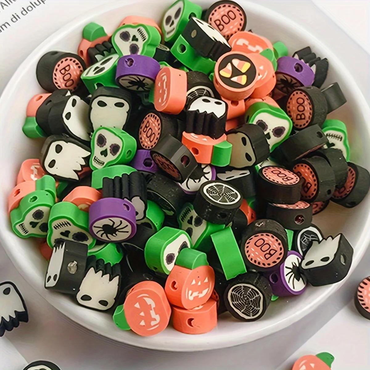 50 Stück weiche Keramikperlen für Halloween, können als Schmuckarmbänder zum Selbermachen verwendet werden – Detail 2