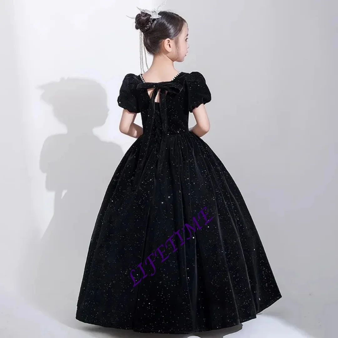 Maßgeschneidertes schwarzes Blumenmädchenkleid für die Hochzeit, Perlen, Glitzer, Schleife, kurze Ärmel, luxuriöses Kindergeburtstagskleid für die Erstkommunion