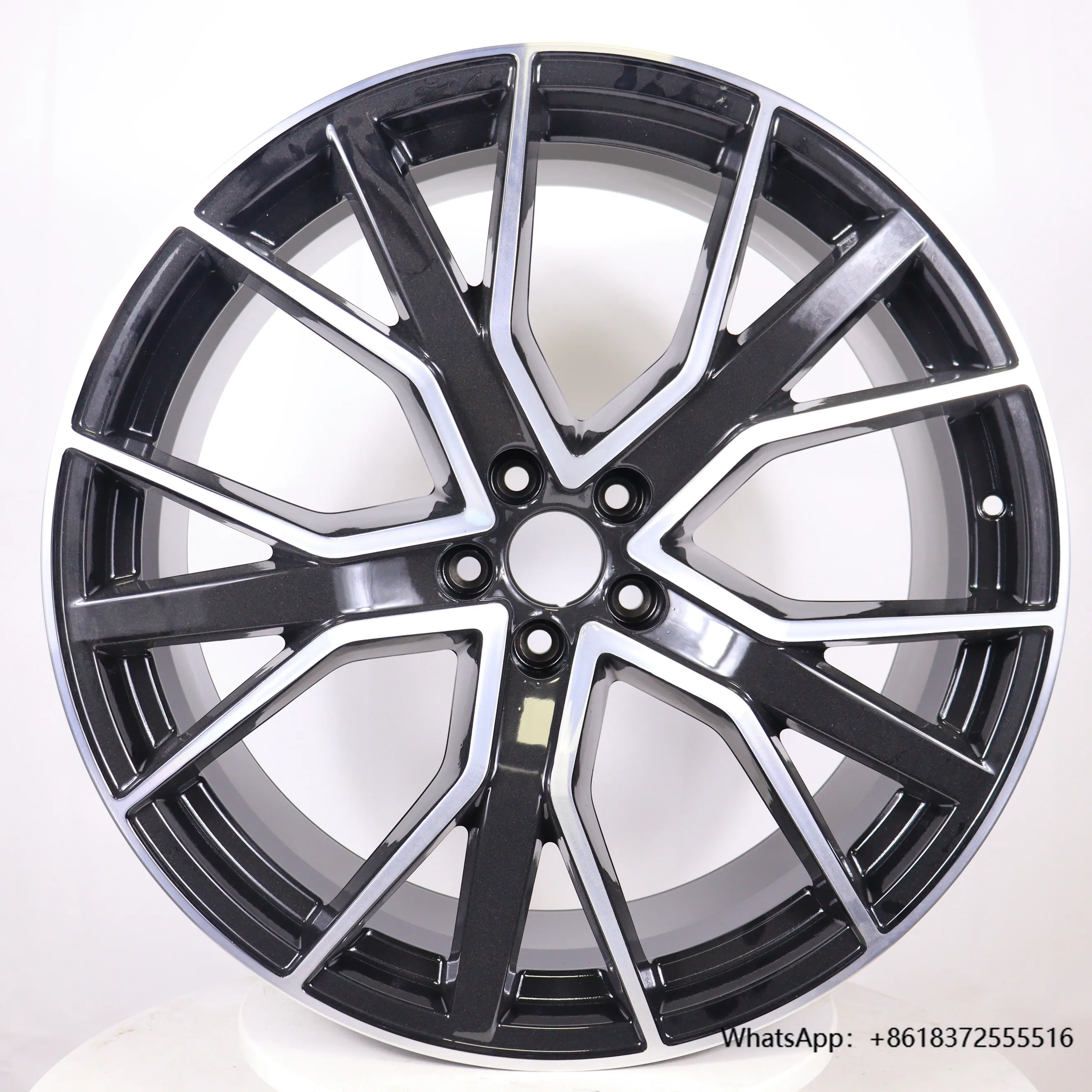 

22 Inch Original Genuine Wheel Hub 5x112 4M8601025Q Suitable for Q8 Q8 RSQ7 RSQ8 A8 A6allroad Rims