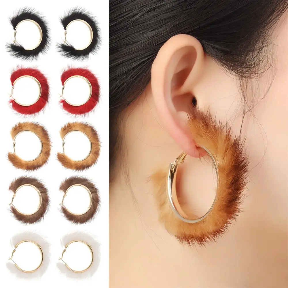 1 Pair Christmas Exaggerated Temperament Warm Fur Hoop Big Circle Earrings Round Hairy Earring Plush Jewelry