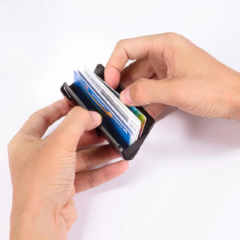 New Portable Anti theft Brush Anti demagnetization Metal Card Bag Small and Simple Shielded RFID Key Credit Card Storage Box