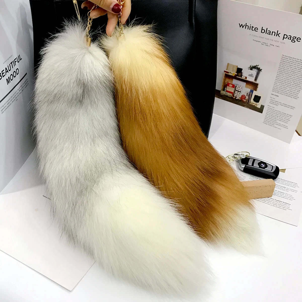 

Real Fox Fur Tail Keychain Large Natural Fur Tail Keychain Pendant Cosplay Tail Cute Wolf Fox Tail Fur Car Keychains for Women