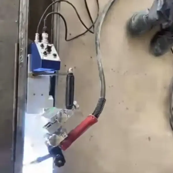 HK-5SN Wel Handy Super Narrow Compact Small Fillet Stitch Angle Welding Carriage Tractor