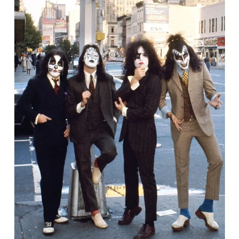 

KISS Band Eric Singer and Paul Stanley Rock Figures Out-of-print Action Figures, Children's Toys and Collectible Birthday Gifts.